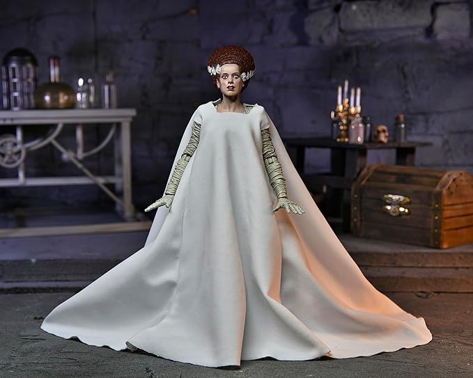 Universal Monsters- Ultimate Bride of Frankenstein 7" Figure